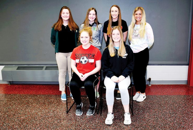 McField directing Dodger girls News, Sports, Jobs Messenger News